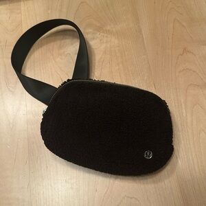 Lululemon Sherpa Bumbag